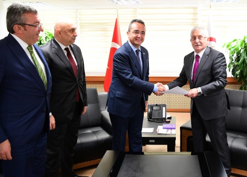 CHP, Muharrem İnce'nin adaylık başvurusunu yaptı 11