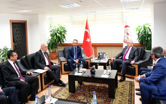 CHP, Muharrem İnce'nin adaylık başvurusunu yaptı 3