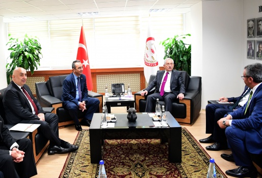 CHP, Muharrem İnce'nin adaylık başvurusunu yaptı 4