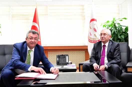 CHP, Muharrem İnce'nin adaylık başvurusunu yaptı 8
