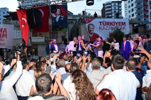 Muharrem İnce Seyhan'da iftara katıldı 12