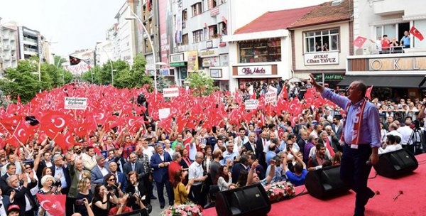 Muharrem İnce'nin Bolu mitinginden renkli kareler 12