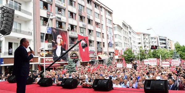 Muharrem İnce'nin Bolu mitinginden renkli kareler 15