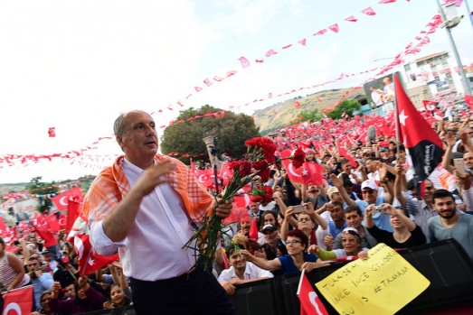 Muharrem İnce'ye Bergama'da coşkulu karşılama 5