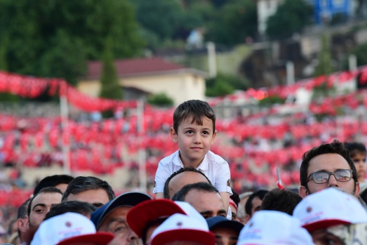 Muharrem İnce'nin Bursa mitinginden renkli kareler 3