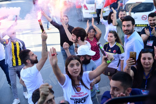 Muharrem İnce'ye Zeytinburnu'nda coşkulu karşılama 5