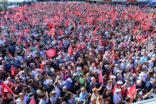 Muharrem İnce'ye Zeytinburnu'nda coşkulu karşılama 6
