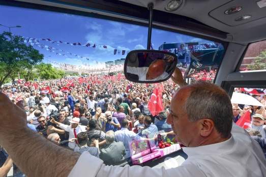 Muharrem İnce'ye Batıkent'te coşkulu karşılama 2