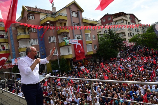Muharrem İnce, Keçiören'i böyle selamladı 8