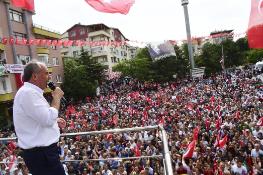 Muharrem İnce, Keçiören'i böyle selamladı 9