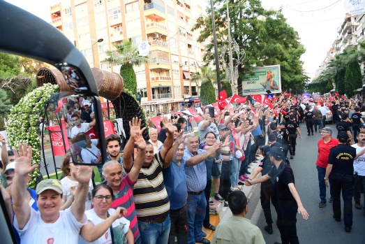 Muharrem İnce'nin Aydın  mitinginden renkli kareler 10