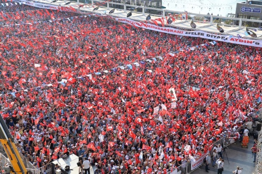 Muharrem İnce'nin Aydın  mitinginden renkli kareler 2