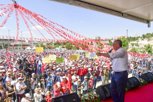 Muharrem İnce'nin Şanlıurfa Mitingi'nden renkli kareler 5