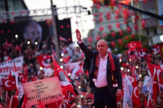 Muharrem İnce'nin Eskişehir mitinginde coşkulu kalabalık! 1