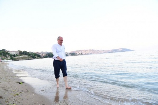Muharrem İnce'den deniz kenarında muhteşem kareler 6