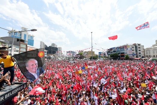 Muharrem İnce'nin Esenyurt Mitingi'nde coşkulu kalabalık 10