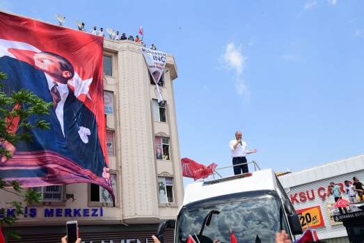 Muharrem İnce'nin Esenyurt Mitingi'nde coşkulu kalabalık 19