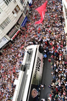 Muharrem İnce'nin Küçükçekme mitinginde coşkulu kalabalık 5