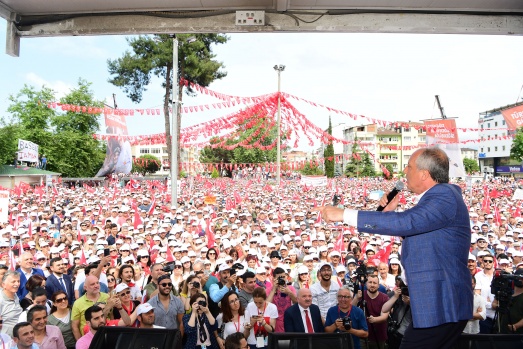 Muharrem İnce'nin Ordu mitinginde coşkulu kalabalık 21