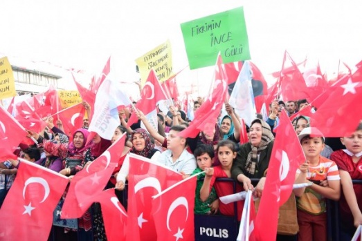 Muharrem İnce'nin Kilis mitinginden renkli kareler 10