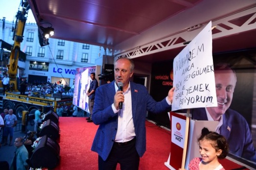Muharrem İnce'nin Kilis mitinginden renkli kareler 2