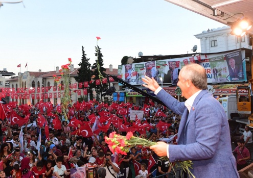 Muharrem İnce'nin Kilis mitinginden renkli kareler 9