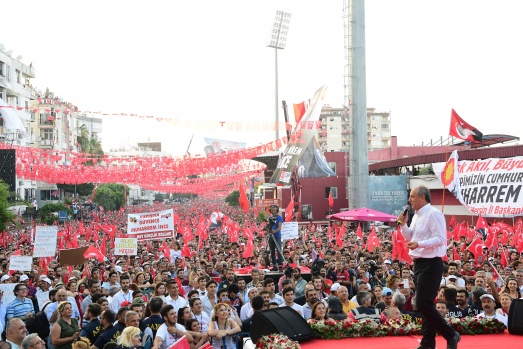 Muharrem İnce'nin Mersin mitinginde izdiham 1