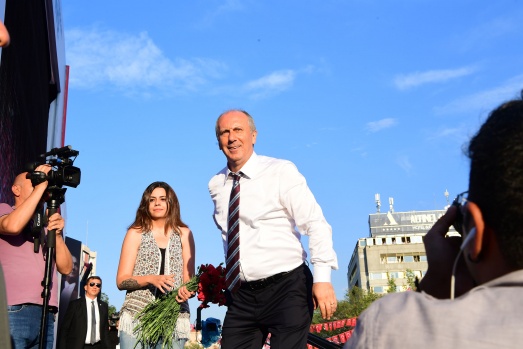 Muharrem İnce'nin Ankara mitinginden renkli kareler 6