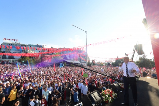 Muharrem İnce'nin Ankara mitinginden renkli kareler 8