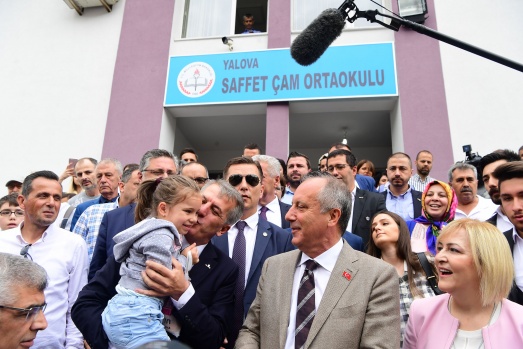 Muharrem İnce Yalova'da sandık başında 3