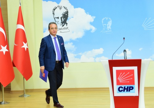 CHP'li Tezcan, Genel Merkezde bir basın toplantısı düzenledi 7