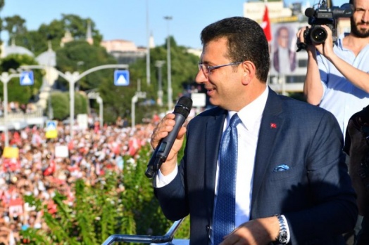 Bugün Türkiye'nin kalbinin attığı İBB'den muhteşem kareler 16