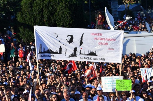 Bugün Türkiye'nin kalbinin attığı İBB'den muhteşem kareler 4