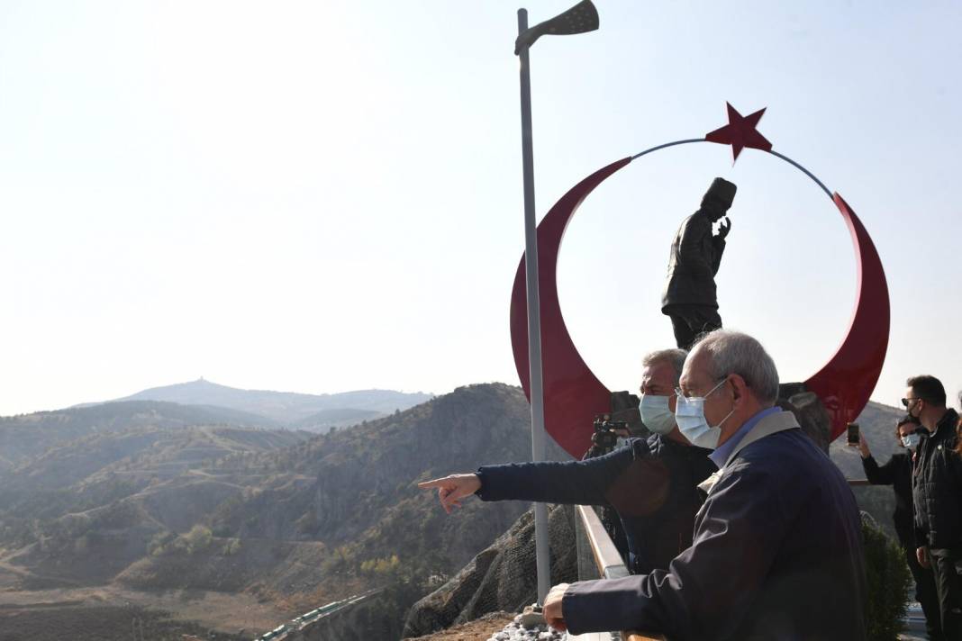 Kemal Kılıçdaroğlu ve Mansur Yavaş'ın aileleriyle birlikte pazar gezisi 1