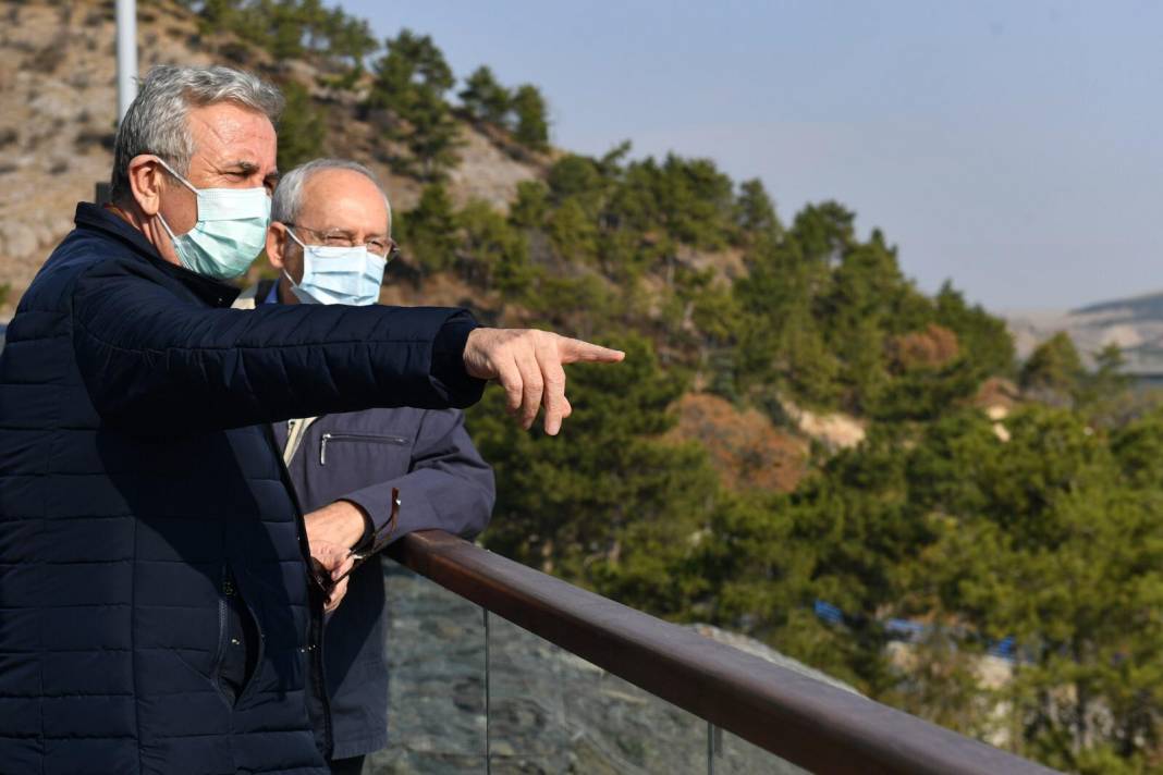 Kemal Kılıçdaroğlu ve Mansur Yavaş'ın aileleriyle birlikte pazar gezisi 4