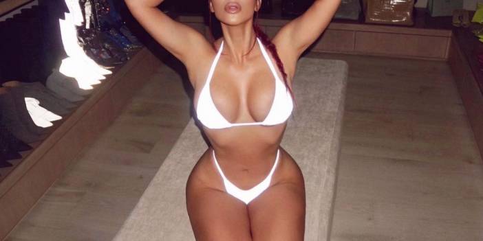 Kim Kardashian’dan cesur pozlar