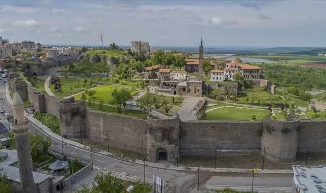 İşte Türkiye'de illere göre kişi başına düşen otomobil sayısı 18