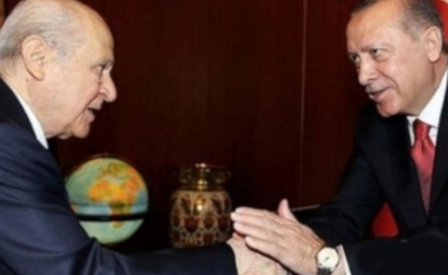 Saray'daki ilk pürüz: 3 ilden 1'ini aldı...