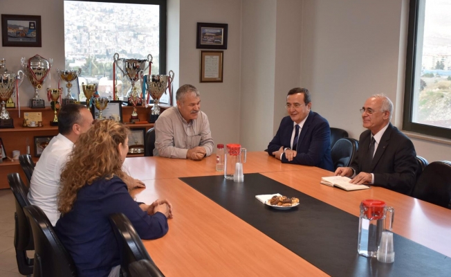 Başkan Batur:İzmirlinin ve İzmir’in geleceğini şekillendireceğiz