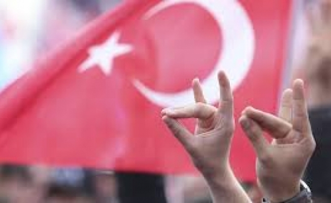 MHP'de o ilde peş peşe istifa