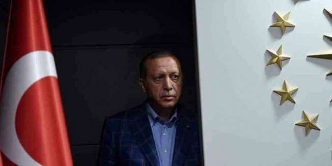'Yerel seçimler öncesi AKP'yi endişe sardı!'