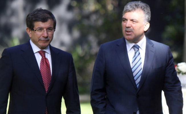 Sabah Gül ve Davutoğlu'nu hedef gösterdi
