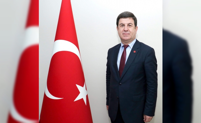 Koç: 'Bu eczanede ilaçlar bedava olacak'