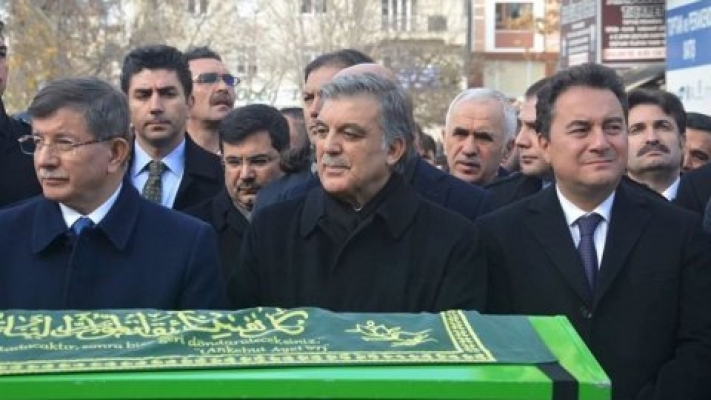 Yeni parti söylentisi paniğe yol açtı