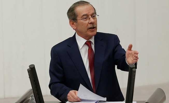 Şener'den AKP'ye: Ben olmasaydım, hiçbiriniz burada olmazdınız