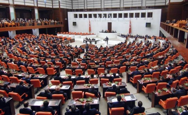 "Meclis bitmiş yazık, çok yazık" 