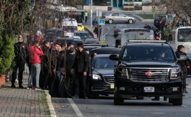 Erdoğan aracını durdurup vatandaşlarla sohbet etti