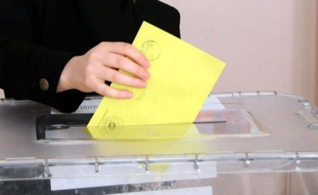 Seçmenin yüzde 10'u sandığa gitmeme eğiliminde