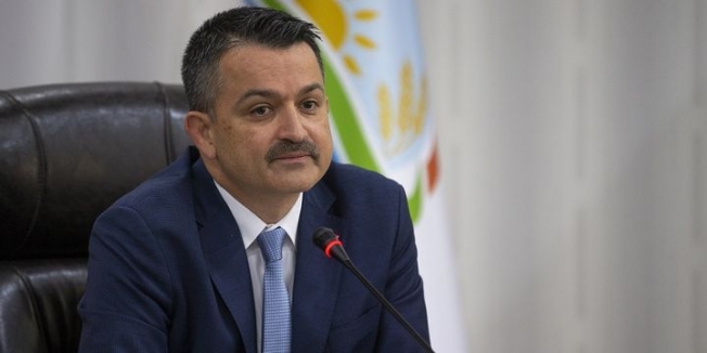 Pakdemirli'nin 'Paramız var ki ithal ediyoruz' sözlerine açıklama