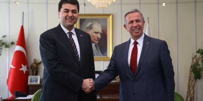 Mansur Yavaş'tan Demokrat Parti'ye ziyaret